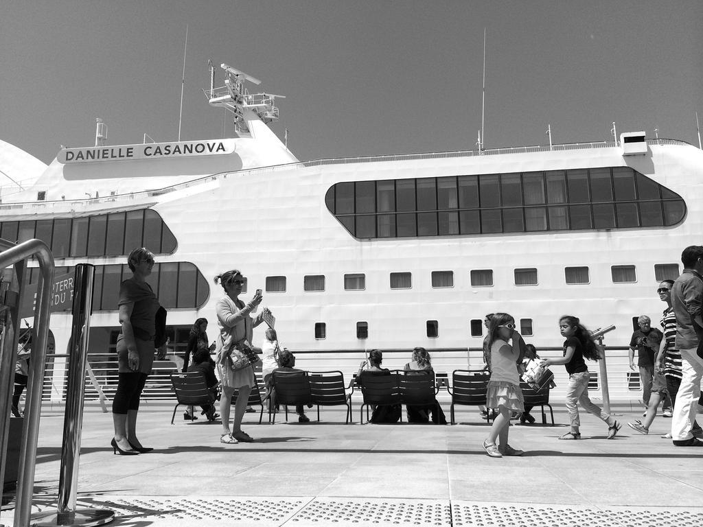 Ferienwohnung Les O Du Panier Marseilles Exterior foto